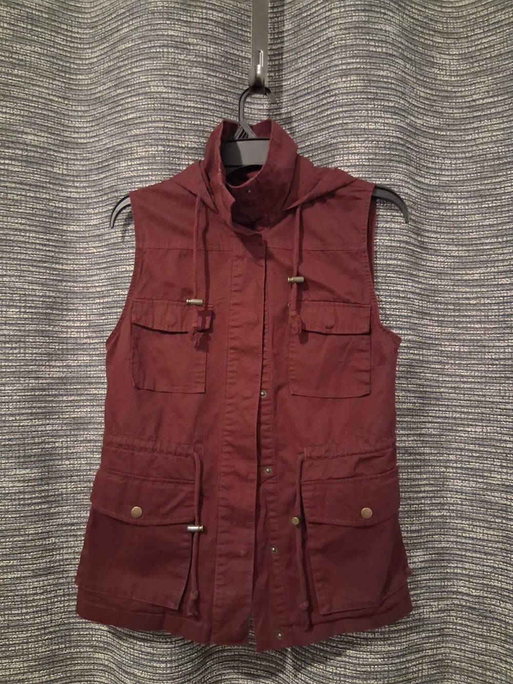 Love Tree Sleeveless Hooded Utility Vest - Wine